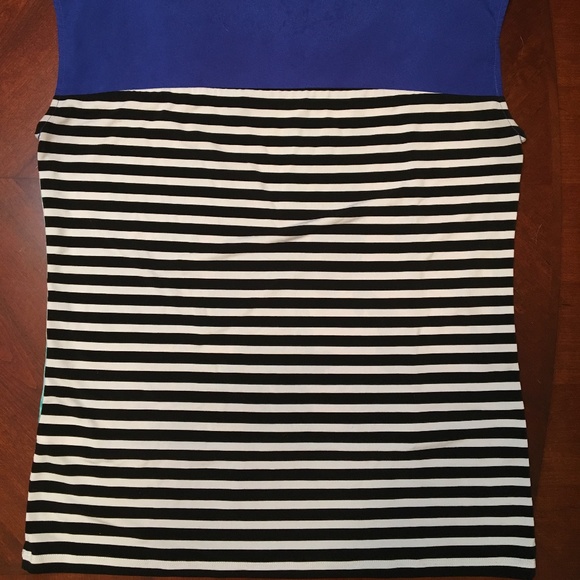 Calvin Klein - Picture 3 of 3